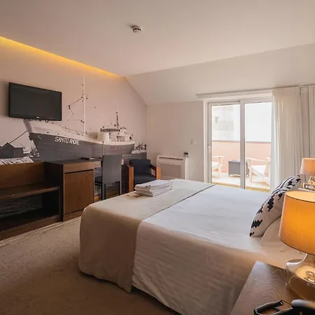 Hotel Farol 3*