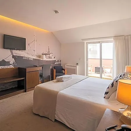 Hotel Farol 3*